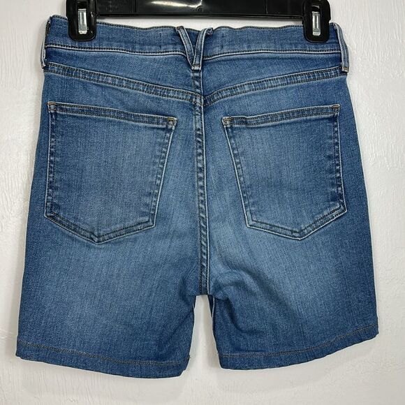 Veronica Beard Button-Fly Mid Rise Denim Shorts Size 27/4 - Picture 2 of 8